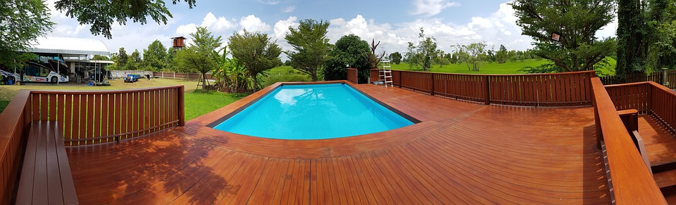 the-swimming-pool-2941421_960_720